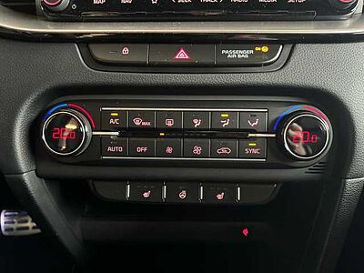 Kia Ceed 1.5T DCT7 GTL TEC LEDER GD 18Z