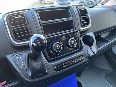 Sunlight CLIFF 640 X RT Aut.*LED*Chassis*Safety*