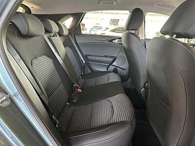 Kia CEED 1.5T DCT7 Vision NAV KOMFORT