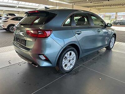 Kia CEED 1.5T DCT7 Vision NAV KOMFORT
