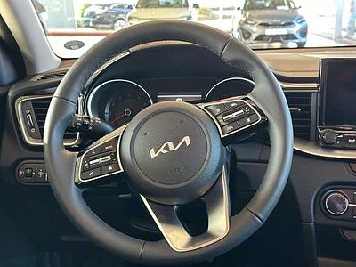 Kia CEED 1.5T DCT7 Vision NAV KOMFORT