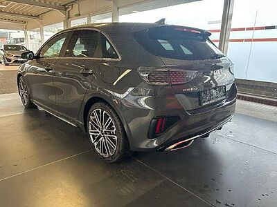 Kia CEED 1.5T DCT7 GTL TEC LEDER 18Z
