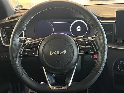 Kia CEED 1.5T DCT7 GTL TEC LEDER 18Z