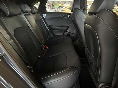 Kia CEED 1.5T DCT7 GTL TEC LEDER 18Z