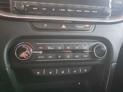 Kia CEED 1.5 T-GDI DCT7 Platinum GD