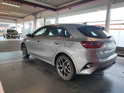 Kia CEED 1.5T 140 DCT7 Spirit TEC LEDER