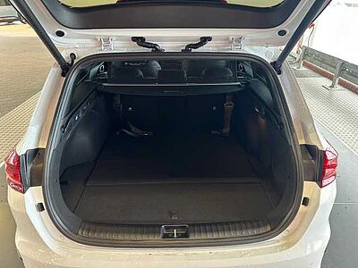 Kia CEED SW 1.5T DCT7 GTL TEC LEDER GD 18Z