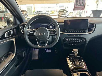 Kia CEED SW 1.5T DCT7 GTL TEC LEDER GD 18Z