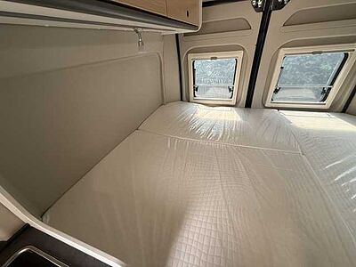 Sunlight Cliff 600 XX RT Aut.*LED*Safety* Chassis*