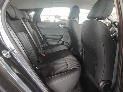 Kia CEED 1.5T 140 DCT7 Spirit TEC