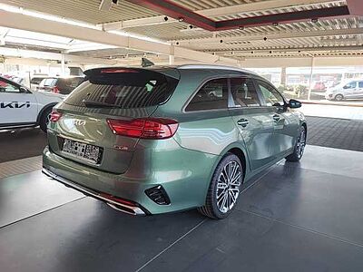 Kia CEED SW 1.5T DCT7 GTL TEC LEDER GD 18Z