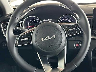 Kia CEED 1.5 T-GDI DCT7 Ultimate Edition*Style JBL*