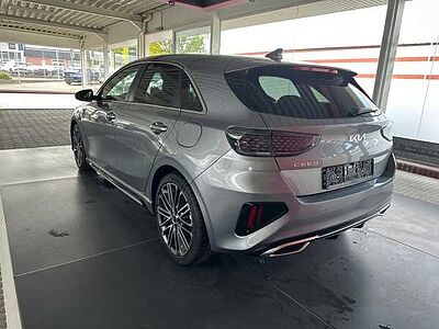 Kia CEED 1.5T DCT7 GTL TEC LEDER 18Z
