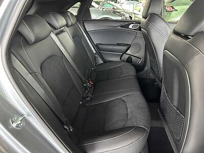 Kia CEED 1.5T DCT7 GTL TEC LEDER 18Z