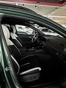 Kia SPORTAGE 1.6T PE AWD DCT GTL GD DRI SOUND