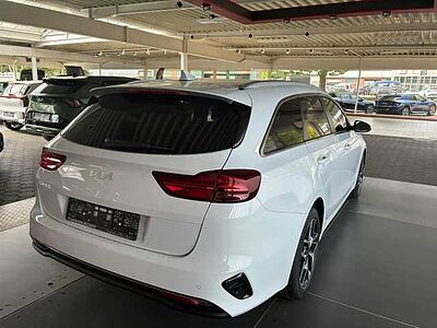 Kia CEED_SW 1.5T 48V DCT140 ULTIMATE STY JBL