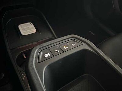 Kia EV4 HB 81 FWD EARTH UP TE WIC DWP DE SD