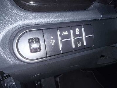 Kia CEED SW 1.5T DCT7 JBL Sound Edition