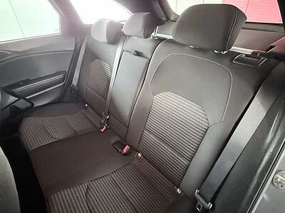 Kia CEED SW 1.5T DCT7 JBL Sound Edition