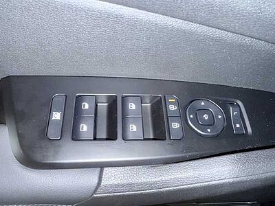 Kia SPORTAGE 1.6T 2WD DCT VIS KOM