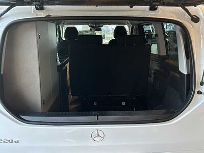 Pössl Campstar V-Klasse Lang 220d Aut.*Navi*Shzg*AHK*