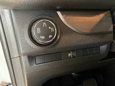 Pössl Campster 145 AT Xenon Navi Standhzg.