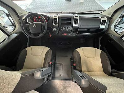 Roadcar R601 Mega Chassis 16 Zoll Isofix*sofort*