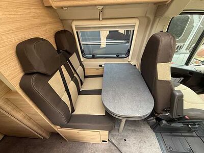 Roadcar R 601 Mega Chassis 16 Zoll Isofix*sofort*