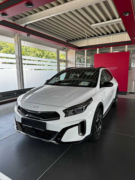 Kia XCEED 1.6T 180 DCT GTL LEDER GLAS