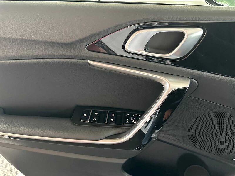 Kia CEED 1.5 T-GDI DCT7 Ultimate Edition*Style JBL*