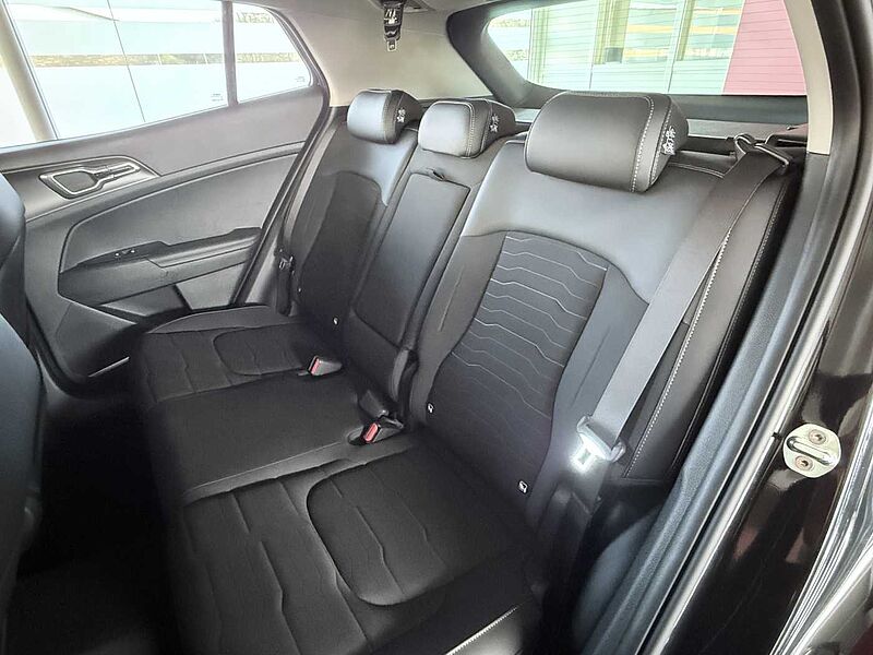 Kia SPORTAGE 1.6T 2WD DCT VIS KOM